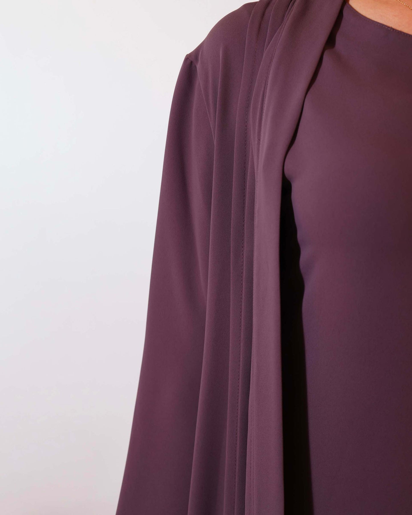 Abaya Velura