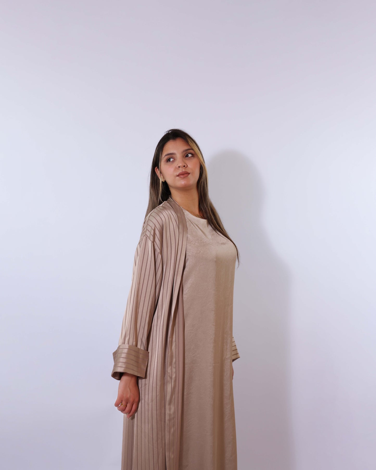Abaya Nudesilk